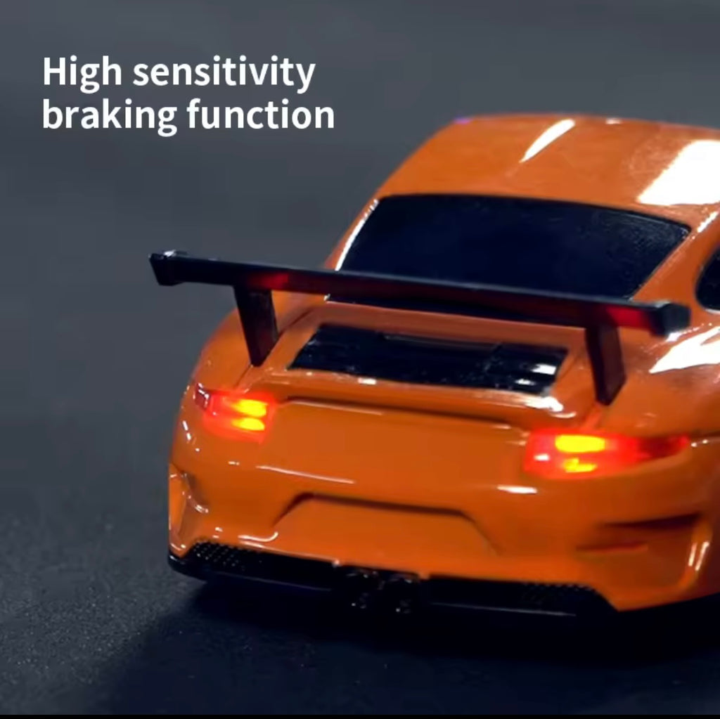 Small RC drift car
